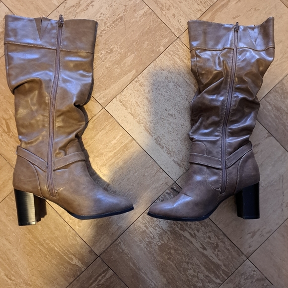 Brown Leather Boots - Picture 1 of 3